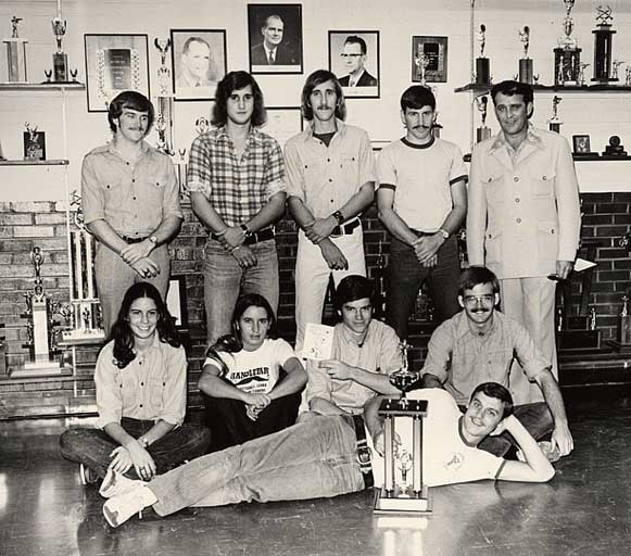 1975-76 ETSU Rifle Team.